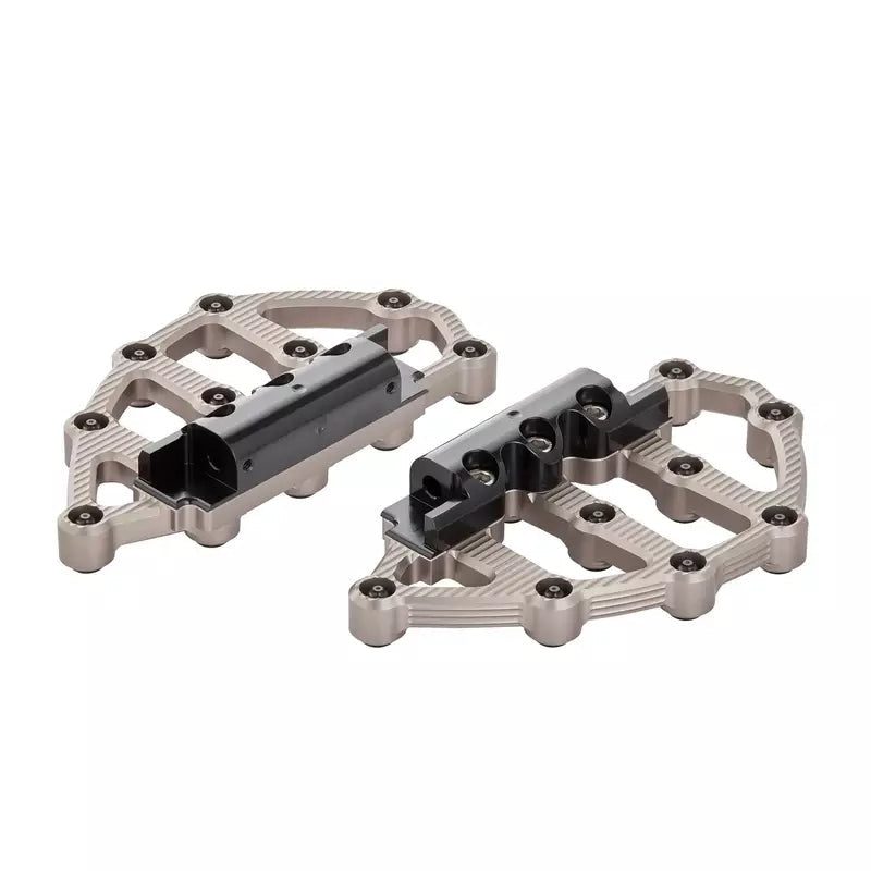 Arlen Ness MX Billet Soziustrittbretter Titan