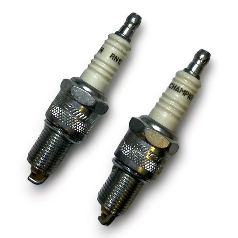 Champion Champion Zündkerzen für Evolution 81-99