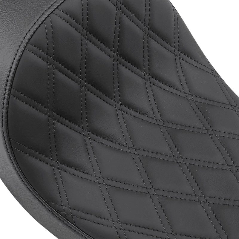Drag Specialties 3/4 Solo Black Diamond Stitch Black für Dyna 06-17