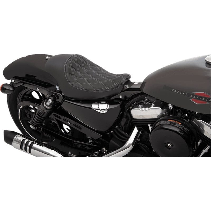 Drag Specialties 3/4 Solo Silver Diamond Stitch für Sportster ab 04