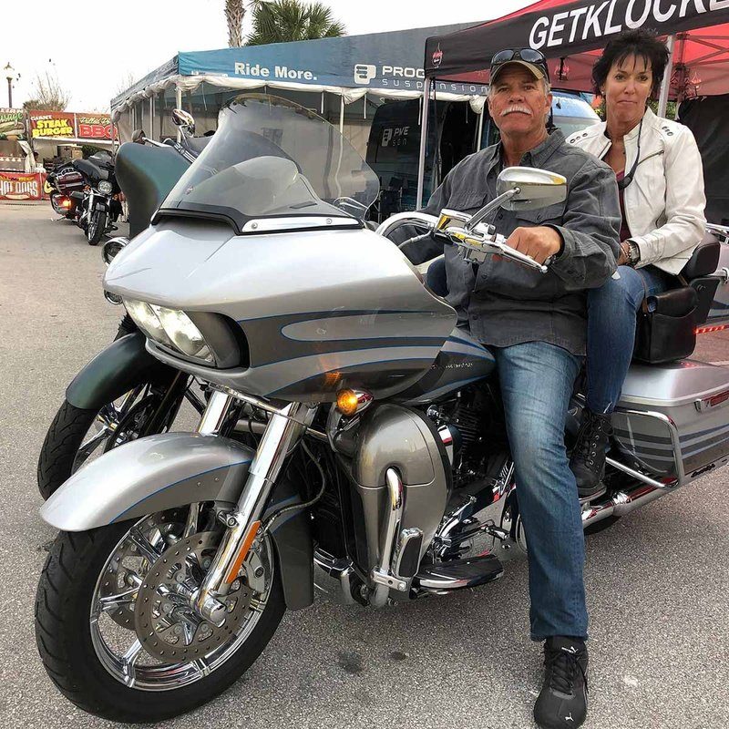 Flare™ Touring Pro 12 Grey Road Glide 15-22 - ROCKABIKE CUSTOM